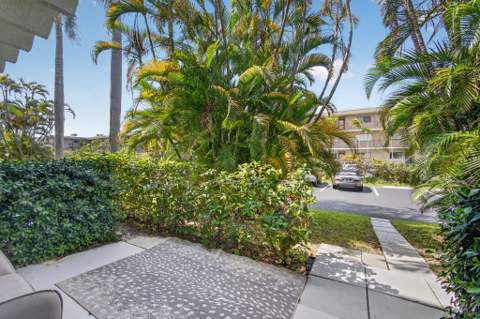 4001 S Ocean Boulevard #111, Palm Beach FL - photo 10 of 24