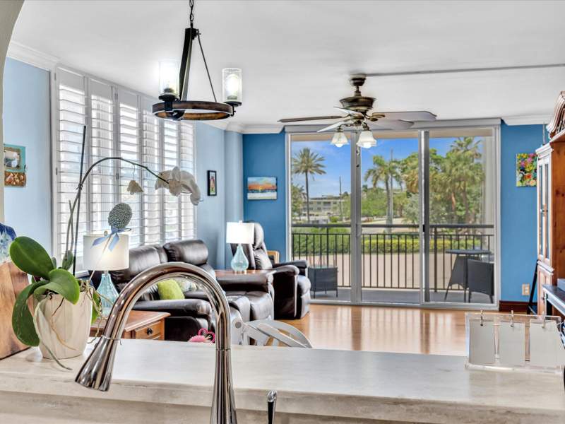 2 bedroom Condominium at 1147 Hillsboro Mile #201, Opal Towers Condo, Hillsboro Beach — photo 5