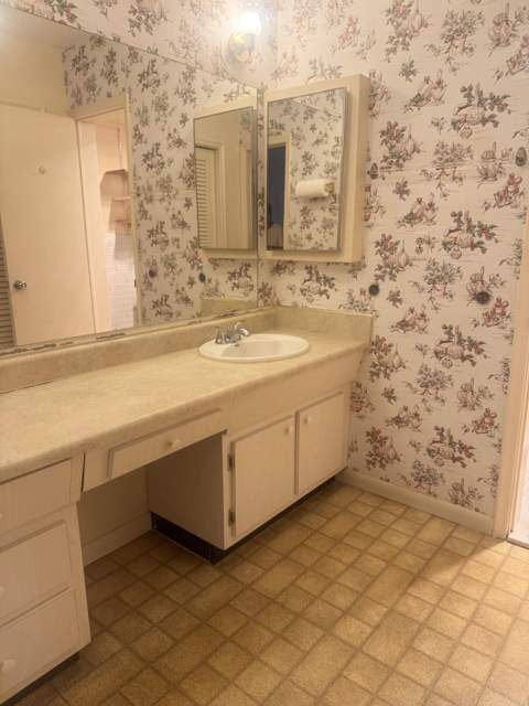2381 Sunset Avenue #117, Lake Worth Beach FL - photo 10 of 14