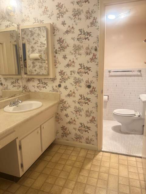 2381 Sunset Avenue #117, Lake Worth Beach FL - photo 11 of 14