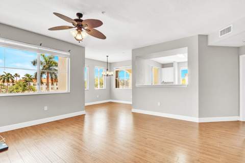 11037 Legacy Boulevard #302, Palm Beach Gardens FL - photo 6 of 28