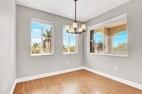 11037 Legacy Boulevard #302, Palm Beach Gardens FL - photo 12 of 28