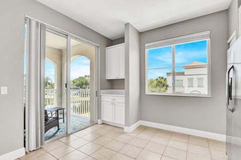 11037 Legacy Boulevard #302, Palm Beach Gardens FL - photo 13 of 28