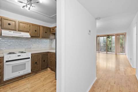 9470 Live Oak Place #204, Davie FL - photo 7 of 41