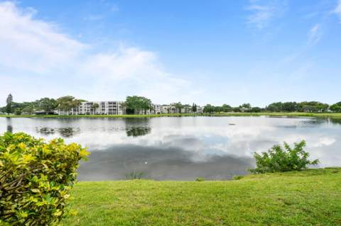 9470 Live Oak Place #204, Davie FL - photo 11 of 41