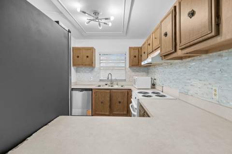 9470 Live Oak Place #204, Davie FL - photo 19 of 41