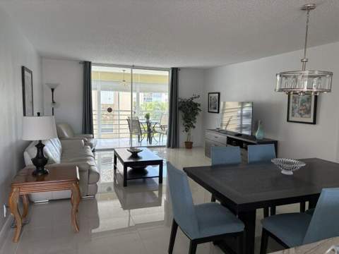 424 SE 10th Street #203, Dania Beach FL - photo 6 of 16