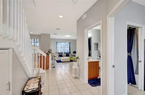 2037 Nassau Drive #2037, Riviera Beach FL - photo 7 of 44