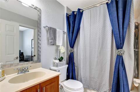 2037 Nassau Drive #2037, Riviera Beach FL - photo 18 of 44