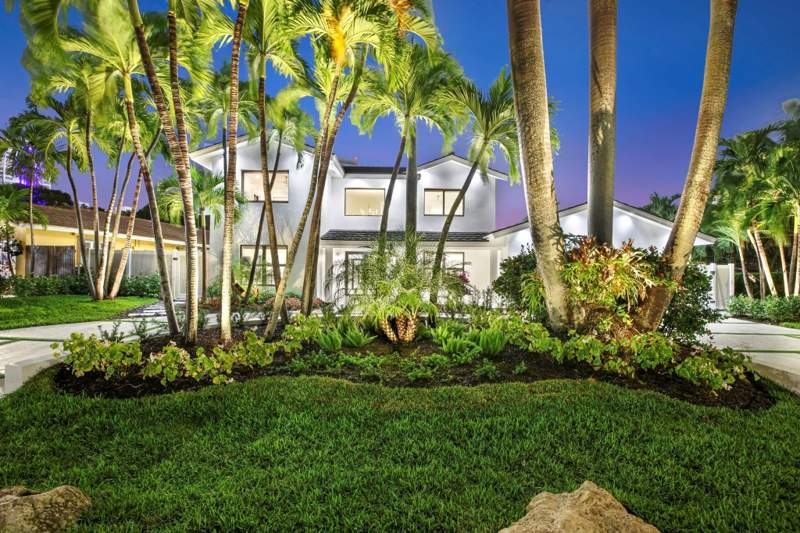4 bedroom Single Family Residence at 3316 NE 37th Street, Bermuda-Riviera Sub Of Galt, Fort Lauderdale — photo 3