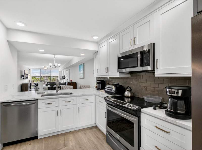 2 bedroom Condominium at 2441 Village Boulevard #403, Whitehall Condominiums in The Villages, West Palm Beach — photo 5