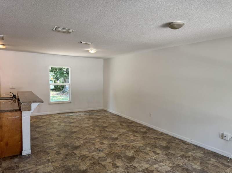 4 bedroom Single Family Residence at 3211 Indiana Court, Pinecrest Estates Unit 1, Fort Pierce — photo 3