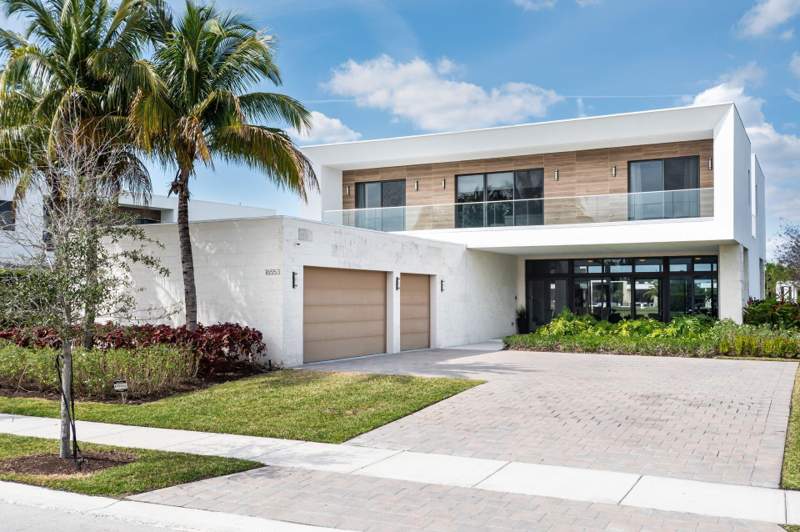 5 bedroom Single Family Residence at 16553 Botaniko Drive, BOTANIKO, Weston — photo 3