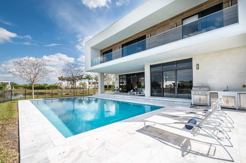 5 bedroom Single Family Residence at 16553 Botaniko Drive, BOTANIKO, Weston — photo 2