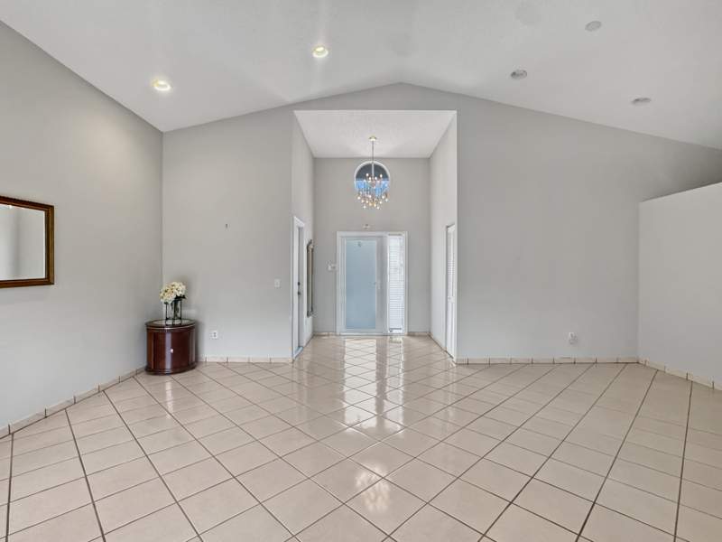 3 bedroom Single Family Residence at 180 NW 47th Avenue, Coquina Lakes, Deerfield Beach — photo 4