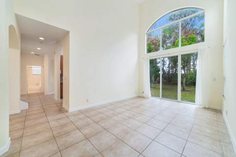 6004 Spring Lake Terrace, Fort Pierce FL - photo 6 of 54
