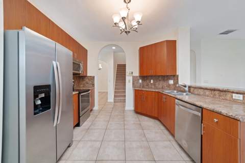 6004 Spring Lake Terrace, Fort Pierce FL - photo 11 of 54
