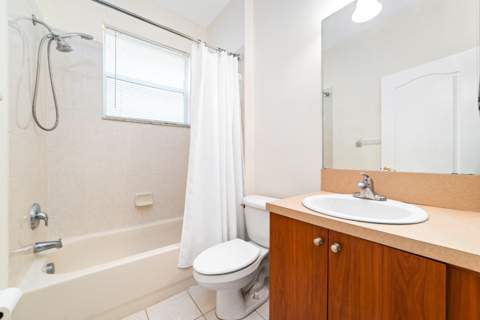 6004 Spring Lake Terrace, Fort Pierce FL - photo 18 of 54