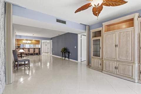 6145 Balboa Circle #103, Boca Raton FL - photo 10 of 31