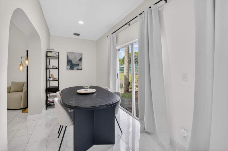 3 bedroom Townhouse at 5111 Sabal Gardens Lane #4, Sabal Gardens At Boca Teeca 3, Boca Raton — photo 3