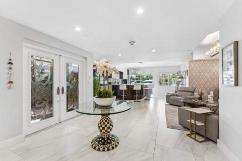 19 Hendricks Isle, Fort Lauderdale FL - photo 8 of 39