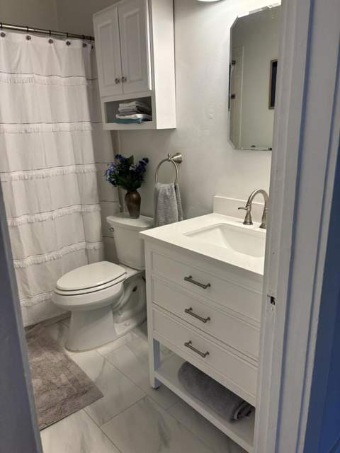 808 Kanuga Drive, West Palm Beach FL - photo 8 of 26