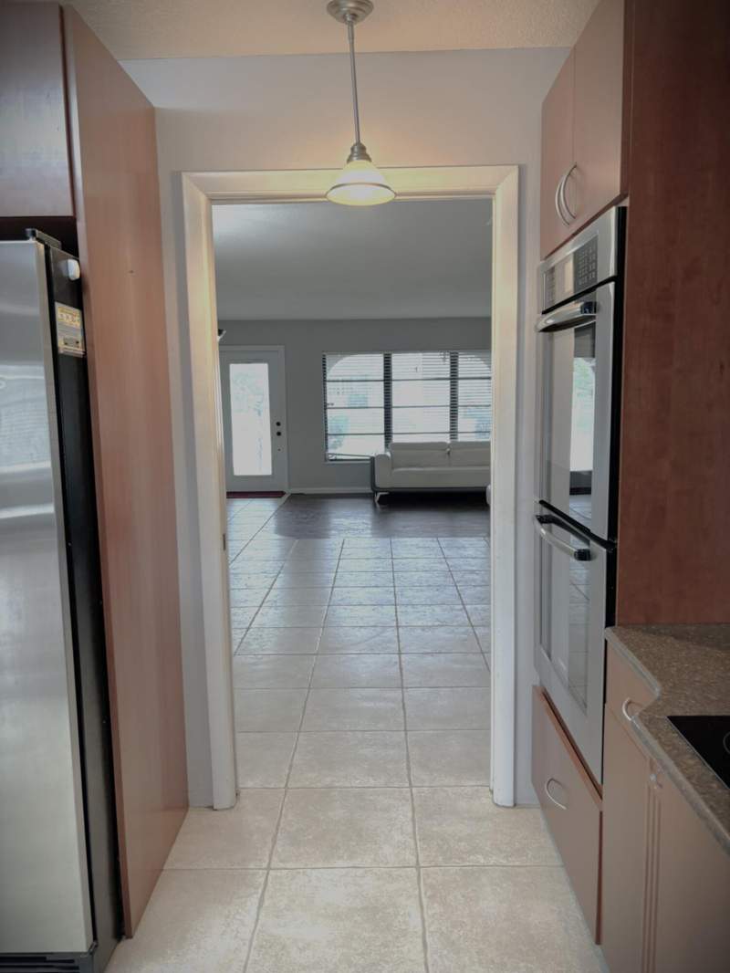3 bedroom Single Family Residence at 202 SW Crescent Avenue, Port St Lucie Section 18, Port St. Lucie — photo 5