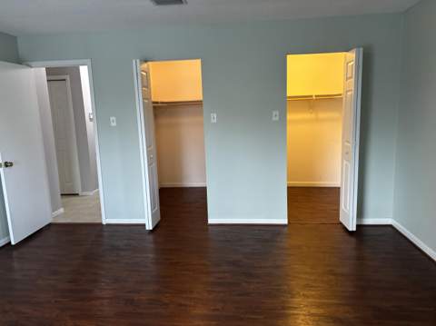 202 SW Crescent Avenue, Port St. Lucie FL - photo 8 of 43
