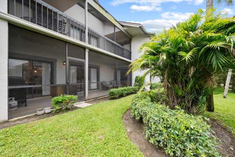 11355 Pond View Drive #D104, Wellington FL - photo 24 of 25