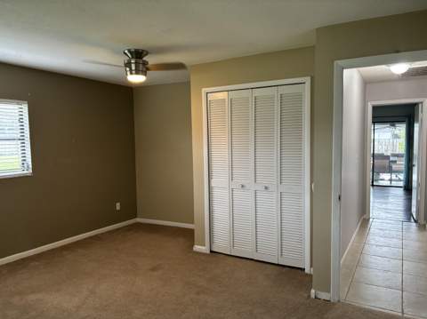 202 SW Crescent Avenue, Port St. Lucie FL - photo 12 of 43
