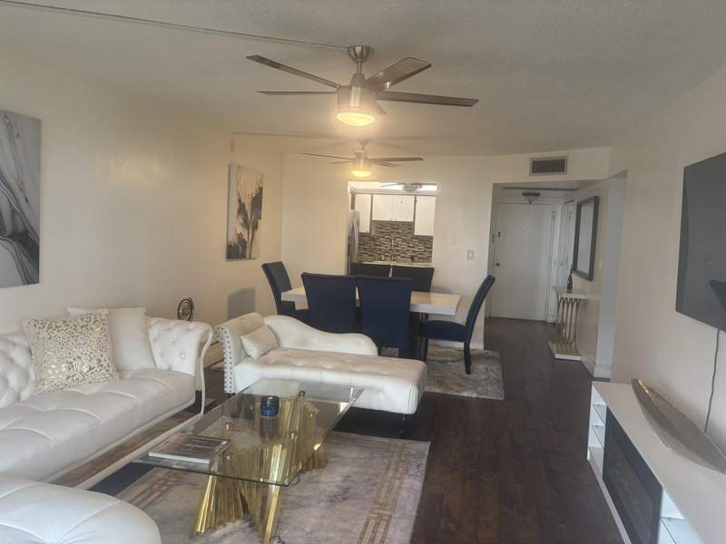 2 bedroom Condominium at 9355 SW 8th Street #225, Isle Of Sandalfoot Condo, Boca Raton — photo 4