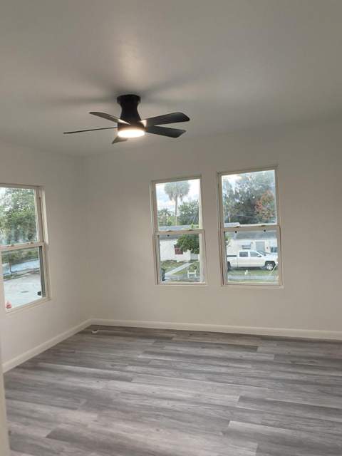319 N 11th Street, Fort Pierce FL - photo 11 of 14