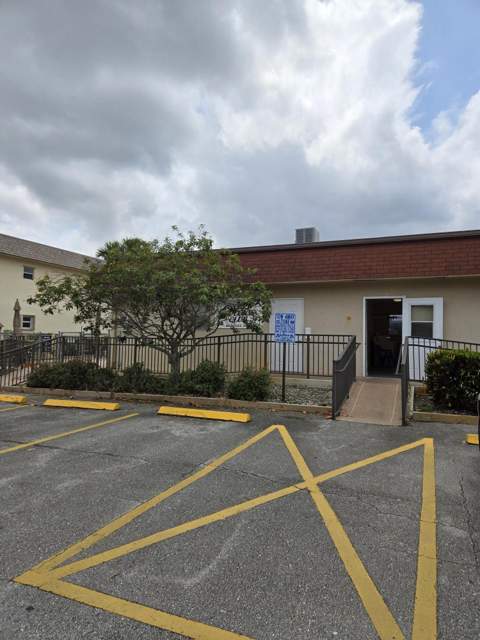 103 Oxford 400, West Palm Beach FL - photo 11 of 22