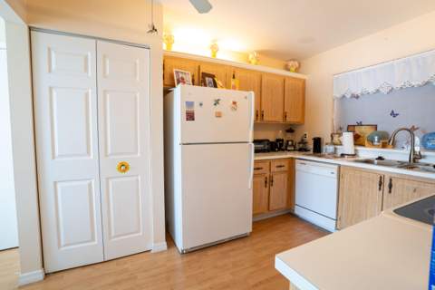 6121 Rainbow Circle, Greenacres FL - photo 8 of 49