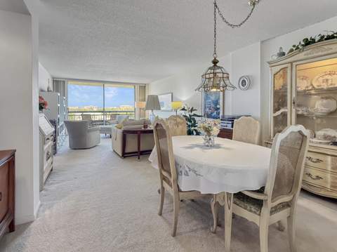 555 NW 4th Avenue #401, Boca Raton FL - photo 14 of 42