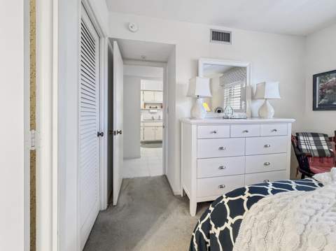 555 NW 4th Avenue #401, Boca Raton FL - photo 12 of 42
