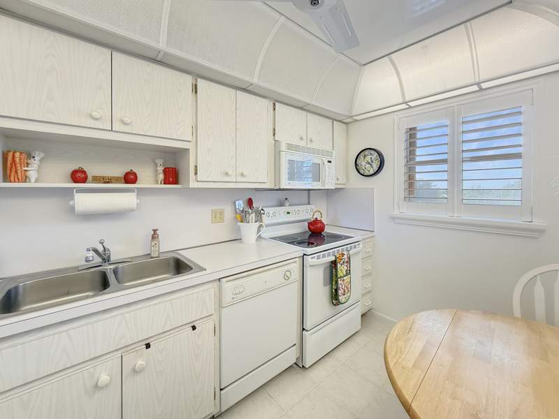 2 bedroom Condominium at 555 NW 4th Avenue #401, Starlite Condo, Boca Raton — photo 4