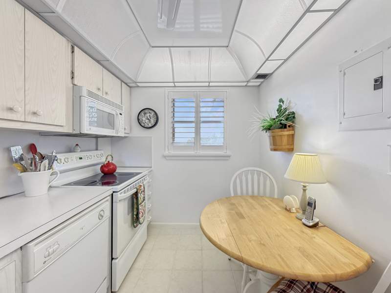 2 bedroom Condominium at 555 NW 4th Avenue #401, Starlite Condo, Boca Raton — photo 5