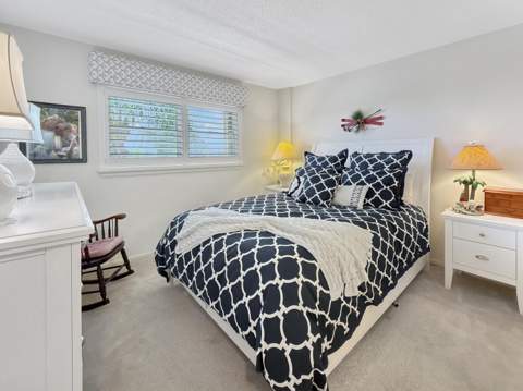 555 NW 4th Avenue #401, Boca Raton FL - photo 9 of 42