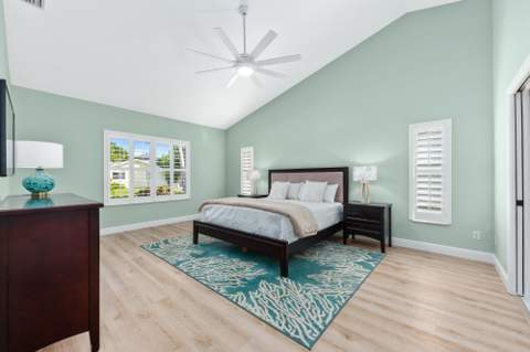 490 Mars Way, Juno Beach FL - photo 12 of 35