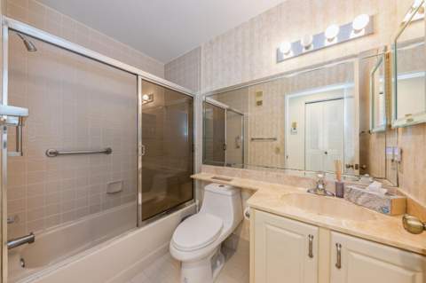 10439 S Circle Lake Drive #201, Boynton Beach FL - photo 19 of 26