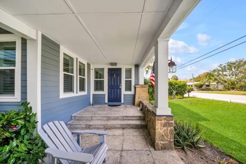 1408 N Lakeside Drive, Lake Worth Beach FL - photo 6 of 25