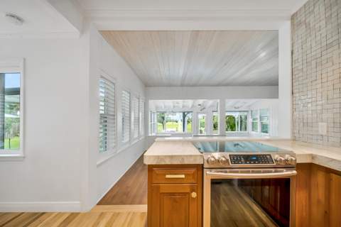1408 N Lakeside Drive, Lake Worth Beach FL - photo 13 of 25