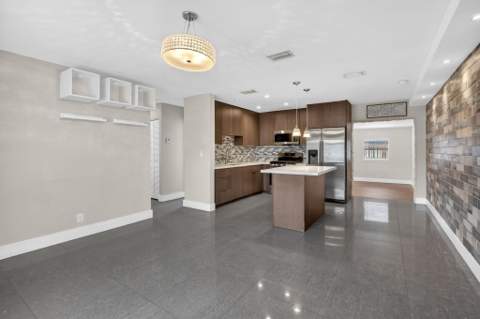 4764 SW 12th Street, Fort Lauderdale FL - photo 6 of 49