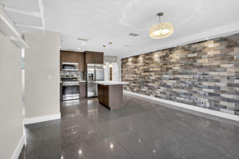 4764 SW 12th Street, Fort Lauderdale FL - photo 7 of 49