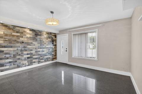 4764 SW 12th Street, Fort Lauderdale FL - photo 8 of 49