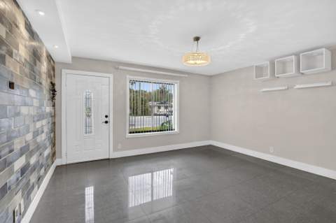 4764 SW 12th Street, Fort Lauderdale FL - photo 9 of 49