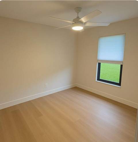 5042 Sheridan Street, Hollywood FL - photo 7 of 18