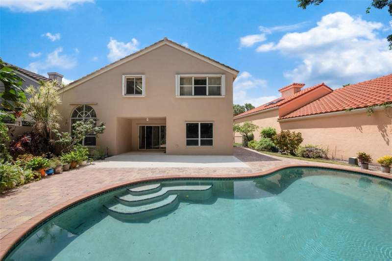 4 bedroom Single Family Residence at 6625 NW 75th Place, Whittier Oaks at Terramar, Parkland — photo 3