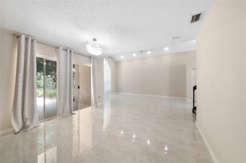 6625 NW 75th Place, Parkland FL - photo 14 of 46